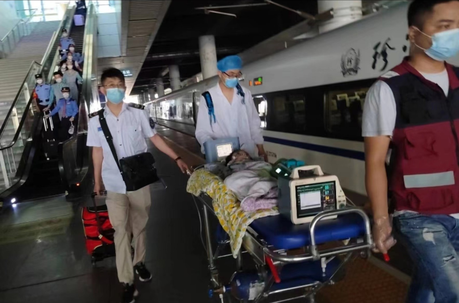 额敏县高铁转运公司